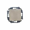 Проходной одноклавишный выключатель Одноклавишный проходной выключатель Simon 16А 250В, винтовой зажим, шампань 1591201-034 Проходной одноклавишный выключатель Одноклавишный проходной выключатель Simon 16А 250В, винтовой зажим, шампань 1591201-034