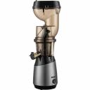 Шнековая соковыжималка BBK JCS101 поможет вам заботиться о здоровье и наслаждаться вкусными и полезными соками каждый день!Главное преимущество шнековой соковыжималки BBK – это технология холодного отжима. Шнековый механизм бережно перетирает фрукты, овощи, зелень, не нагревая их и не подвергая окислению. Благодаря этому, в вашем соке сохраняется максимальное количество витаминов, минералов и ферментов, которые так важны для поддержания здоровья и хорошего самочувствия.С номинальной мощностью в 200 Вт соковыжималка легко и быстро справляется с измельчением фруктов и овощей, обеспечивая в результате максимальный выход сока. Благодаря диаметру горловины 75 мм можно использовать большие куски продуктов без предварительного нарезания, что экономит время и упрощает процесс приготовления напитков.Резервуар для сока объемом 1000 мл и контейнер для жмыха объемом 700 мл позволяют приготовить большое количество сока за один раз. Система “Антикапля” предотвращает протекание сока и сохраняет чистоту вашей кухни. Прорезиненные ножки обеспечивают устойчивость соковыжималки и предотвращают ее скольжение во время работы.Особенности: • Тип - шнековая • Холодный отжим, сохраняющий максимальное количество полезных витаминов и микроэлементов • Номинальная мощность 200 Вт • Диаметр горловины для загрузки продуктов 75 мм • Система антикапля • Резервуар для сока 1000 мл • Контейнер для мякоти 700 мл • Прорезиненные ножки, обеспечивающие устойчивость и отсутствие скольжения соковыжималки в процессе работы Шнековая соковыжималка BBK JCS101 поможет вам заботиться о здоровье и наслаждаться вкусными и полезными соками каждый день!Главное преимущество шнековой соковыжималки BBK – это технология холодного отжима. Шнековый механизм бережно перетирает фрукты, овощи, зелень, не нагревая их и не подвергая окислению. Благодаря этому, в вашем соке сохраняется максимальное количество витаминов, минералов и ферментов, которые так важны для поддержания здоровья и хорошего самочувствия.С номинальной мощностью в 200 Вт соковыжималка легко и быстро справляется с измельчением фруктов и овощей, обеспечивая в результате максимальный выход сока. Благодаря диаметру горловины 75 мм можно использовать большие куски продуктов без предварительного нарезания, что экономит время и упрощает процесс приготовления напитков.Резервуар для сока объемом 1000 мл и контейнер для жмыха объемом 700 мл позволяют приготовить большое количество сока за один раз. Система “Антикапля” предотвращает протекание сока и сохраняет чистоту вашей кухни. Прорезиненные ножки обеспечивают устойчивость соковыжималки и предотвращают ее скольжение во время работы.Особенности: • Тип - шнековая • Холодный отжим, сохраняющий максимальное количество полезных витаминов и микроэлементов • Номинальная мощность 200 Вт • Диаметр горловины для загрузки продуктов 75 мм • Система антикапля • Резервуар для сока 1000 мл • Контейнер для мякоти 700 мл • Прорезиненные ножки, обеспечивающие устойчивость и отсутствие скольжения соковыжималки в процессе работы