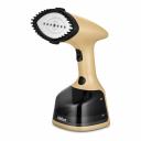 Ручной отпариватель КТ-9231 предназначен для разглаживания изделий из текстиля с помощью потока горячего пара. Устройство обладает такими достоинствами, как мощный поток пара, минималистичный дизайн, удобство при использовании и хранении. Его можно брать с собой в дорогу — устройство не займет много места. Ручной отпариватель приведет в порядок вещи быстро и практически в любом месте — без раскладывания гладильной доски. Одежда при этом может висеть на вешалке, сушилке для белья или веревке.Рабочая поверхность отпаривателя подогревается от бойлера и имеет керамическое покрытие. Поэтому отпариватель можно использовать в режиме сухой глажки, не нажимая на кнопку подачи пара. Вы можете погладить вещи как обычным утюгом. Температуру нагрева рабочей поверхности составляет 180 °С.У прибора два уровня подачи пара, что позволяет отпаривать одежду из разных типов ткани. В комплекте предусмотрена ворсовая насадка, которая поможет очистить вещи от ниток и шерсти домашних животных.Благодаря мощному потоку пара ручной отпариватель позволяет разгладить даже те вещи, которые обычно не гладят — пышные платья со сложной структурой, шубы, дубленки или куртки. Также с его помощью можно готовить к сезону вещи, у которых при хранении появился затхлый запах — отпариватель решает эту проблему без всякой стирки. Горячий пар устраняет неприятные запахи и освежает ткани, поэтому он отлично поможет в ситуации, когда вы один раз надевали вещь и хотите сделать это еще раз, не стирая ее. Ручной отпариватель КТ-9231 предназначен для разглаживания изделий из текстиля с помощью потока горячего пара. Устройство обладает такими достоинствами, как мощный поток пара, минималистичный дизайн, удобство при использовании и хранении. Его можно брать с собой в дорогу — устройство не займет много места. Ручной отпариватель приведет в порядок вещи быстро и практически в любом месте — без раскладывания гладильной доски. Одежда при этом может висеть на вешалке, сушилке для белья или веревке.Рабочая поверхность отпаривателя подогревается от бойлера и имеет керамическое покрытие. Поэтому отпариватель можно использовать в режиме сухой глажки, не нажимая на кнопку подачи пара. Вы можете погладить вещи как обычным утюгом. Температуру нагрева рабочей поверхности составляет 180 °С.У прибора два уровня подачи пара, что позволяет отпаривать одежду из разных типов ткани. В комплекте предусмотрена ворсовая насадка, которая поможет очистить вещи от ниток и шерсти домашних животных.Благодаря мощному потоку пара ручной отпариватель позволяет разгладить даже те вещи, которые обычно не гладят — пышные платья со сложной структурой, шубы, дубленки или куртки. Также с его помощью можно готовить к сезону вещи, у которых при хранении появился затхлый запах — отпариватель решает эту проблему без всякой стирки. Горячий пар устраняет неприятные запахи и освежает ткани, поэтому он отлично поможет в ситуации, когда вы один раз надевали вещь и хотите сделать это еще раз, не стирая ее.