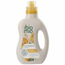 Кондиционер для белья BioMio Апельсин-грушевый цвет концентрат 800 мл Кондиционер для белья BioMio Апельсин-грушевый цвет концентрат 800 мл