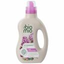 Кондиционер для белья BioMio Пион-лесные ягоды концентрат 800 мл Кондиционер для белья BioMio Пион-лесные ягоды концентрат 800 мл