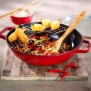 Вок Staub 30см со стеклянной крышкой, гранат Вок Staub 30см со стеклянной крышкой, гранат