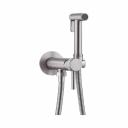 Смеситель с гигиеническим душем Allen Brau Priority 3.0 из латуни в никелевом исполнении дополнит вашу ванную комнату в стиле модерн или минимализм. Латунь — идеальный вариант для сантехники, так как препятствует образованию ржавчины и способствует быстрому удалению мыльных разводов. Шланг защищен от перегибов благодаря конструкции с латунной гайкой. Рычажное управление помогает выбирать комфортную температуру воды, а для подачи используется аккуратная ручка. Устанавливается конструкция на стену, причем подходит для любых душевых кабин или пространств. Смотрится лаконично и благодаря компактным размерам 85*107 мм не занимает много места. Струя не создает неудобств, поскольку подача воды обеспечивается с учетом комфорта для человеческого тела. Смеситель с гигиеническим душем Allen Brau Priority 3.0 из латуни в никелевом исполнении дополнит вашу ванную комнату в стиле модерн или минимализм. Латунь — идеальный вариант для сантехники, так как препятствует образованию ржавчины и способствует быстрому удалению мыльных разводов. Шланг защищен от перегибов благодаря конструкции с латунной гайкой. Рычажное управление помогает выбирать комфортную температуру воды, а для подачи используется аккуратная ручка. Устанавливается конструкция на стену, причем подходит для любых душевых кабин или пространств. Смотрится лаконично и благодаря компактным размерам 85*107 мм не занимает много места. Струя не создает неудобств, поскольку подача воды обеспечивается с учетом комфорта для человеческого тела.