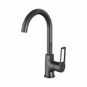 Смеситель TOKITO TOK-KOB-1013: Элегантный черный кран для кухни с высоким изливом. TOKITO TOK-KOB-1013 - воплощение японских технологий и современного дизайна для вашей кухни! Этот изысканный черный смеситель, изготовленный из прочной латуни с матовым покрытием "вороненая сталь", не только украсит вашу кухню, но и прослужит долгие годы, сохраняя безупречный внешний вид. Универсальный дизайн крана TOKITO TOK-KOB-1013 с высоким поворотным изливом 191 мм гармонично впишется в любой стиль кухни - от классики и прованса до хай-тека и минимализма, добавляя нотку элегантности и современности. Однорычажная система управления обеспечивает точную регулировку температуры и напора воды одним движением, делая использование смесителя невероятно удобным. Встроенный экономичный аэратор насыщает струю воды пузырьками воздуха, сокращая расход до 50% без ущерба для комфорта использования. Этот стильный черный кран для кухни - идеальный выбор для тех, кто ценит функциональность, эстетику и инновации в каждой детали интерьера. Преобразите свою кухню с элегантным и функциональным смесителем TOKITO TOK-KOB-1013! З Смеситель TOKITO TOK-KOB-1013: Элегантный черный кран для кухни с высоким изливом. TOKITO TOK-KOB-1013 - воплощение японских технологий и современного дизайна для вашей кухни! Этот изысканный черный смеситель, изготовленный из прочной латуни с матовым покрытием "вороненая сталь", не только украсит вашу кухню, но и прослужит долгие годы, сохраняя безупречный внешний вид. Универсальный дизайн крана TOKITO TOK-KOB-1013 с высоким поворотным изливом 191 мм гармонично впишется в любой стиль кухни - от классики и прованса до хай-тека и минимализма, добавляя нотку элегантности и современности. Однорычажная система управления обеспечивает точную регулировку температуры и напора воды одним движением, делая использование смесителя невероятно удобным. Встроенный экономичный аэратор насыщает струю воды пузырьками воздуха, сокращая расход до 50% без ущерба для комфорта использования. Этот стильный черный кран для кухни - идеальный выбор для тех, кто ценит функциональность, эстетику и инновации в каждой детали интерьера. Преобразите свою кухню с элегантным и функциональным смесителем TOKITO TOK-KOB-1013! З