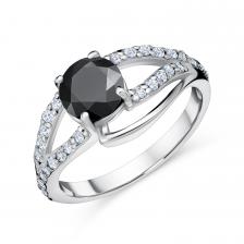 Серебряное кольцо с сапфиром и фианитами Серебряное кольцо с сапфиром и фианитами