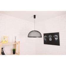 Люстра потолочная Magneto – элегантное сочетание высококачественных материалов и современного стиля.ХарактеристикиЦвет: черный; Площадь освещения: до 9 м?; Основание: круглое, металл; Монтаж: с помощью планки.Радиус освещенияМощность светодиодной люстры составляет 58 Вт и освещает площадь до 9 м?. Подходит для натяжных потолков, гипсокартонных, деревянных и бетонных.Экономия энергииПотолочная люстра светодиодная экономит энергию, так как не излучает ультрафиолет и инфракрасный свет. Она безвредна для здоровья и предотвращает выцветание материалов.Простота сборки и установкиСветильник светодиодный легко монтируется на потолок при помощи монтажной планки и винтов.Удалённое управлениеЛюстра потолочная светодиодная с пультом имеет 2 режима управления: пульт дистанционного управления и клавиша включения. В комплект светодиодной потолочной люстры входит пульт дистанционного управления на батарейках. Сами батарейки (тип AAA) приобретаются отдельно. Люстра потолочная Magneto – элегантное сочетание высококачественных материалов и современного стиля.ХарактеристикиЦвет: черный; Площадь освещения: до 9 м?; Основание: круглое, металл; Монтаж: с помощью планки.Радиус освещенияМощность светодиодной люстры составляет 58 Вт и освещает площадь до 9 м?. Подходит для натяжных потолков, гипсокартонных, деревянных и бетонных.Экономия энергииПотолочная люстра светодиодная экономит энергию, так как не излучает ультрафиолет и инфракрасный свет. Она безвредна для здоровья и предотвращает выцветание материалов.Простота сборки и установкиСветильник светодиодный легко монтируется на потолок при помощи монтажной планки и винтов.Удалённое управлениеЛюстра потолочная светодиодная с пультом имеет 2 режима управления: пульт дистанционного управления и клавиша включения. В комплект светодиодной потолочной люстры входит пульт дистанционного управления на батарейках. Сами батарейки (тип AAA) приобретаются отдельно.