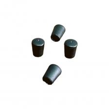 Заглушка для труб наружная круглая 23 Болта диаметр 4 мм черная представляет собой практичное решение для завершения открытых концов труб. Изготовленная из прочного пластика, она обеспечивает надежную защиту от попадания пыли и влаги, что способствует продлению срока службы труб. Благодаря круглой форме сечения и компактному размеру 4х4 мм, заглушка легко устанавливается и плотно прилегает к трубе, исключая возможность случайного снятия. Черный цвет изделия позволяет ему гармонично вписываться в различные интерьерные и экстерьерные решения. В комплекте поставляется 4 заглушки, что делает его удобным для использования в различных проектах. Заглушка не имеет резьбы, что упрощает процесс установки и демонтажа. Заглушка для труб наружная круглая 23 Болта диаметр 4 мм черная представляет собой практичное решение для завершения открытых концов труб. Изготовленная из прочного пластика, она обеспечивает надежную защиту от попадания пыли и влаги, что способствует продлению срока службы труб. Благодаря круглой форме сечения и компактному размеру 4х4 мм, заглушка легко устанавливается и плотно прилегает к трубе, исключая возможность случайного снятия. Черный цвет изделия позволяет ему гармонично вписываться в различные интерьерные и экстерьерные решения. В комплекте поставляется 4 заглушки, что делает его удобным для использования в различных проектах. Заглушка не имеет резьбы, что упрощает процесс установки и демонтажа.