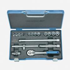 Набор торцевых головок GEDORE 3/8" 6-19 мм 6235710 используется для работ с резьбовыми соединениями. Инструмент выполнен из качественной и прочной стали. Трещотка оснащена очень точным зубчатым сцеплением, что обеспечивает комфортную работу. Набор поставляется в удобном кейсе для рационального хранения и транспортировки. Набор торцевых головок GEDORE 3/8" 6-19 мм 6235710 используется для работ с резьбовыми соединениями. Инструмент выполнен из качественной и прочной стали. Трещотка оснащена очень точным зубчатым сцеплением, что обеспечивает комфортную работу. Набор поставляется в удобном кейсе для рационального хранения и транспортировки.