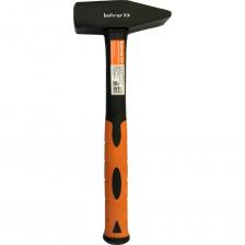 Слесарный молоток Bohrer 400 г 45012040 предназначен для забивания гвоздей, разбивания предметов и других работ, связанных с ударной нагрузкой. Используется при строительстве, отделке, правке и рихтовке металла, сборке различных конструкций. Имеет высокую прочность, за счет чего можно работать с большим усилием. Обеспечивает мощный удар, подходит для работ в мастерской. Слесарный молоток Bohrer 400 г 45012040 предназначен для забивания гвоздей, разбивания предметов и других работ, связанных с ударной нагрузкой. Используется при строительстве, отделке, правке и рихтовке металла, сборке различных конструкций. Имеет высокую прочность, за счет чего можно работать с большим усилием. Обеспечивает мощный удар, подходит для работ в мастерской.