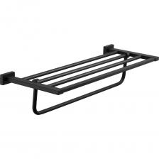 Подвесной полотенцедержатель изготовлен из качественной нержавеющей стали. Элегантное влагостойкое покрытие высокого качества защищает изделие от коррозии и продлевает эксплуатационный срок. Набор для крепления к стене или двери в комплекте, тип монтажа: скрытый. Крепится к любой поверхности при помощи саморезов. Приспособление представляет собой маленькое квадратное основание с замкнутым прямоугольным держателем. Такая конструкция навесной вешалки прочно удерживает кухонные или банные полотенца, тряпки и другие предметы. Полотенцедержатель изготовлен из прочного металлического сплава, покрытого инновационным напылением, которое защищает металл от внешнего воздействия. Поэтому он долговечен, устойчив к влажности, плесени и механическим повреждениям. Компактный минималистичный держатель для полотенец - идеальный вариант для небольшой ванной комнаты, бани или просторных помещений, где нужны аксессуары для банных принадлежностей, полотенец или халатов. Универсальная вешалка подойдет в любой интерьер кухни, прихожей или санузла. Металлическая вешалка – это очень удобный и полезный товар для ванной комнаты. А еще красивый и эстетичный декор для дома, который обеспечит удобство повседневного использования и поможет в организации порядка. Подвесной полотенцедержатель изготовлен из качественной нержавеющей стали. Элегантное влагостойкое покрытие высокого качества защищает изделие от коррозии и продлевает эксплуатационный срок. Набор для крепления к стене или двери в комплекте, тип монтажа: скрытый. Крепится к любой поверхности при помощи саморезов. Приспособление представляет собой маленькое квадратное основание с замкнутым прямоугольным держателем. Такая конструкция навесной вешалки прочно удерживает кухонные или банные полотенца, тряпки и другие предметы. Полотенцедержатель изготовлен из прочного металлического сплава, покрытого инновационным напылением, которое защищает металл от внешнего воздействия. Поэтому он долговечен, устойчив к влажности, плесени и механическим повреждениям. Компактный минималистичный держатель для полотенец - идеальный вариант для небольшой ванной комнаты, бани или просторных помещений, где нужны аксессуары для банных принадлежностей, полотенец или халатов. Универсальная вешалка подойдет в любой интерьер кухни, прихожей или санузла. Металлическая вешалка – это очень удобный и полезный товар для ванной комнаты. А еще красивый и эстетичный декор для дома, который обеспечит удобство повседневного использования и поможет в организации порядка.