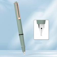 Пластиковая перьевая ручка прессового типа Пластиковая перьевая ручка прессового типа