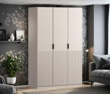 Шкаф трехдверный Макс 1500 мм, вариант №1 (ЛДСП/МДФ) Шкаф трехдверный Макс 1500 мм, вариант №1 (ЛДСП/МДФ)