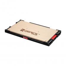 Переходная плита используется для хранения и транспортировки инструментов. Мультиадаптер Qbrick System ONE позволяет комбинировать ящики из линий TWO и PRO с ящиками из линии ONE. Благодаря использованию адаптера Multi Adapter каждый пользователь может создать свой собственный уникальный и полностью персонализированный набор, повышая эргономичность и комфорт своей работы. Кроме того, Multi Adapter, при установке на пол или стену автомобиля или мастерской, может использоваться в качестве устойчивой монтажной пластины для модулей Qbrick System из линеек TWO и PRO. Для большей безопасности адаптер Multi Adapter имеет 4 стальных держателя для установки страховочных ремней. Адаптер Qbrick System ONE Adaptor Multi поставляется с высококачественной фанерной рамой, защищенной лаком, благодаря чему адаптер можно легко превратить в удобную рабочую поверхность для ручной работы или использовать для надежного крепления инструментов (например: пил, шлифовальных машин, тисков). Переходная плита используется для хранения и транспортировки инструментов. Мультиадаптер Qbrick System ONE позволяет комбинировать ящики из линий TWO и PRO с ящиками из линии ONE. Благодаря использованию адаптера Multi Adapter каждый пользователь может создать свой собственный уникальный и полностью персонализированный набор, повышая эргономичность и комфорт своей работы. Кроме того, Multi Adapter, при установке на пол или стену автомобиля или мастерской, может использоваться в качестве устойчивой монтажной пластины для модулей Qbrick System из линеек TWO и PRO. Для большей безопасности адаптер Multi Adapter имеет 4 стальных держателя для установки страховочных ремней. Адаптер Qbrick System ONE Adaptor Multi поставляется с высококачественной фанерной рамой, защищенной лаком, благодаря чему адаптер можно легко превратить в удобную рабочую поверхность для ручной работы или использовать для надежного крепления инструментов (например: пил, шлифовальных машин, тисков).