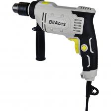 Дрель ударная BifAces AID-710 мощностью 710 Вт, напряжение 220В, поддерживает скорость вращения оснастки 2700 об/мин и частоту ударов в минуту 42000 уд/мин. Используется для сверления металла, древесины, бетона, кирпича, плитки или пластика. Дрель имеет реверс, регулировку скорости оборотов, ключевой патрон, который работает со сверлами диаметром хвостовика от 1,5-13 мм, что позволяет эффективно решать различные мелкие бытовые задачи. Длинна кабеля составляет 1,9 м. Дрель ударная BifAces AID-710 мощностью 710 Вт, напряжение 220В, поддерживает скорость вращения оснастки 2700 об/мин и частоту ударов в минуту 42000 уд/мин. Используется для сверления металла, древесины, бетона, кирпича, плитки или пластика. Дрель имеет реверс, регулировку скорости оборотов, ключевой патрон, который работает со сверлами диаметром хвостовика от 1,5-13 мм, что позволяет эффективно решать различные мелкие бытовые задачи. Длинна кабеля составляет 1,9 м.