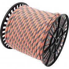 Страховочная высокопрочная веревка Gigant 48 прядей, 10мм х 100м HRS-01 изготовлена из полиамида и обладает высокой гибкостью и эластичностью, что делает её удобной в эксплуатации. Сердечник из крученых нитей придаёт страховочной верёвке дополнительную прочность, упругость и устойчивость к разрыву. Веревка идеально подходит для подъема и транспортировки грузов, а также может использоваться при проведении спасательных операций и работ в условиях промышленного альпинизма и скалолазания. Веревка эффективно поглощает энергию рывков. Продукт отличается высокой износостойкостью к механическим повреждениям, воздействию ультрафиолета и влаги, что увеличивает её срок службы даже при эксплуатации в суровых климатических условиях. Внешнее покрытие веревки снижает трение и облегчает её использование на любых поверхностях и в разных системах такелажа. Область применения: Транспортировка грузов Спасательные операции Ремонтные работы Туризм и походы Тактические операции Страховочная высокопрочная веревка Gigant 48 прядей, 10мм х 100м HRS-01 изготовлена из полиамида и обладает высокой гибкостью и эластичностью, что делает её удобной в эксплуатации. Сердечник из крученых нитей придаёт страховочной верёвке дополнительную прочность, упругость и устойчивость к разрыву. Веревка идеально подходит для подъема и транспортировки грузов, а также может использоваться при проведении спасательных операций и работ в условиях промышленного альпинизма и скалолазания. Веревка эффективно поглощает энергию рывков. Продукт отличается высокой износостойкостью к механическим повреждениям, воздействию ультрафиолета и влаги, что увеличивает её срок службы даже при эксплуатации в суровых климатических условиях. Внешнее покрытие веревки снижает трение и облегчает её использование на любых поверхностях и в разных системах такелажа. Область применения: Транспортировка грузов Спасательные операции Ремонтные работы Туризм и походы Тактические операции