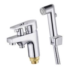 Смеситель для раковины с гигенической лейкой Potato (Потато) Хром (P1246) Смеситель для раковины с гигенической лейкой Potato (Потато) Хром (P1246)