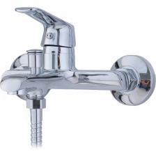 Смеситель для ванной комнаты Oasis L2004M_Rem — это удобное и практичное решение для вашей ванной комнаты. Благодаря рычажному управлению можно легко и быстро регулировать напор и температуру воды одной рукой, без лишних усилий. Душевая лейка с держателем обеспечивает гибкость и удобство, делая принятие душа максимально комфортным. Практичность и долговечность. Корпус изготовлен из прочной и долговечной латуни, что обеспечивает устойчивость к коррозии. Встроенный аэратор предотвращает разбрызгивание воды и помогает снизить её расход. Неподвижный излив с минимальным количеством соединений и подвижных частей имеет наименьшую вероятность поломки. Простое подключение. Присоединительный размер G1/2 соответствует стандартным требованиям по установке. В комплект поставки входят гибкая подводка с оплёткой из нержавеющей стали и монтажный набор. Смеситель для ванной комнаты Oasis L2004M_Rem — это удобное и практичное решение для вашей ванной комнаты. Благодаря рычажному управлению можно легко и быстро регулировать напор и температуру воды одной рукой, без лишних усилий. Душевая лейка с держателем обеспечивает гибкость и удобство, делая принятие душа максимально комфортным. Практичность и долговечность. Корпус изготовлен из прочной и долговечной латуни, что обеспечивает устойчивость к коррозии. Встроенный аэратор предотвращает разбрызгивание воды и помогает снизить её расход. Неподвижный излив с минимальным количеством соединений и подвижных частей имеет наименьшую вероятность поломки. Простое подключение. Присоединительный размер G1/2 соответствует стандартным требованиям по установке. В комплект поставки входят гибкая подводка с оплёткой из нержавеющей стали и монтажный набор.