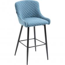 Стильный дизайн: голубой цвет обивки прекрасно сочетается с черными металлическими ножками, создавая современный внешний видПоясничная поддержка обеспечивает максимальный комфорт при длительном пребывании на стулеПрочные ножки: металлические черные ножки гарантируют устойчивость и долговечность стулаКачественная обивка: тканевая обивка приятна на ощупь и проста в уходеМягкость и удобство: набивка из вспененного полиуретана плотностью 22-25 кг/куб.м Стильный дизайн: голубой цвет обивки прекрасно сочетается с черными металлическими ножками, создавая современный внешний видПоясничная поддержка обеспечивает максимальный комфорт при длительном пребывании на стулеПрочные ножки: металлические черные ножки гарантируют устойчивость и долговечность стулаКачественная обивка: тканевая обивка приятна на ощупь и проста в уходеМягкость и удобство: набивка из вспененного полиуретана плотностью 22-25 кг/куб.м