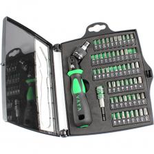 Набор бит с трещоточной отверткой 1/4" 58 предметов позволяет эффективно работать с крепежом различного формата. Биты расположены в кейсе, сгруппированы по формату и размерам. Широкая рукоять отвертки обеспечивает надежный захват. Материал насадок: S2 steel Отвертка с храповым механизмом Hi-Torque Для бит с шестигранным хвостовиком 1/4 дюйма Быстрозажимной механизм фиксирует угловое положение Гибкая головка для доступа к труднодоступным крепежным деталям Набор бит с трещоточной отверткой 1/4" 58 предметов позволяет эффективно работать с крепежом различного формата. Биты расположены в кейсе, сгруппированы по формату и размерам. Широкая рукоять отвертки обеспечивает надежный захват. Материал насадок: S2 steel Отвертка с храповым механизмом Hi-Torque Для бит с шестигранным хвостовиком 1/4 дюйма Быстрозажимной механизм фиксирует угловое положение Гибкая головка для доступа к труднодоступным крепежным деталям