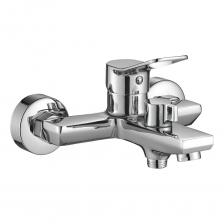 Смеситель для ванны AVIA изготовлен из высококачественной латуни, гарантирующей долгий срок службы и устойчивость к коррозии. Его хромированное покрытие защищает от царапин и потертостей, сохраняя первозданный блеск на протяжении многих лет. Удобный рычажный механизм обеспечивает плавное и точное регулирование потока и температуры воды. Картридж гарантирует отсутствие протечек и бесперебойную работу, а так же плавное и бесшумное переключение температуры воды. Благодаря качественным материалам и точным технологиям сборки, смеситель отличается низким уровнем шума при работе. Простая и интуитивно понятная конструкция делает его использование удобным для людей всех возрастов. Смеситель легко монтируется и прост в обслуживании. Смеситель для ванны AVIA изготовлен из высококачественной латуни, гарантирующей долгий срок службы и устойчивость к коррозии. Его хромированное покрытие защищает от царапин и потертостей, сохраняя первозданный блеск на протяжении многих лет. Удобный рычажный механизм обеспечивает плавное и точное регулирование потока и температуры воды. Картридж гарантирует отсутствие протечек и бесперебойную работу, а так же плавное и бесшумное переключение температуры воды. Благодаря качественным материалам и точным технологиям сборки, смеситель отличается низким уровнем шума при работе. Простая и интуитивно понятная конструкция делает его использование удобным для людей всех возрастов. Смеситель легко монтируется и прост в обслуживании.