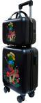 Дорожный комплект Lats чемодан четырехколесный с принтом, размер S+ и сумка ручная кладь, Лягушки, черный Дорожный комплект Lats чемодан четырехколесный с принтом, размер S+ и сумка ручная кладь, Лягушки, черный