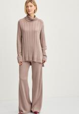 Костюм фактурной вязки Костюм фактурной вязки