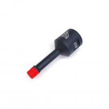 Коронка алмазная по керамограниту для УШМ 8 мм. М14 ACCU BEST ABB08 CORTE предназначена для работы по керамограниту, натуральному камню, керамической плитке. До двух раз более быстрое сверление в сравнении с коронками со стандартной компоновкой алмазного слоя. Отлично подходят для работы с аккумуляторным инструментом - за счет увеличенной скорости работы, медленнее разряжается батарея. Минимальное количество сколов на отверстии. Высота алмазного слоя - 10 мм. Рабочая часть заполнена воском для дополнительного охлаждения. Подходят для сухого сверления, дополнительное охлаждение продлевает ресурс. Коронка алмазная по керамограниту для УШМ 8 мм. М14 ACCU BEST ABB08 CORTE предназначена для работы по керамограниту, натуральному камню, керамической плитке. До двух раз более быстрое сверление в сравнении с коронками со стандартной компоновкой алмазного слоя. Отлично подходят для работы с аккумуляторным инструментом - за счет увеличенной скорости работы, медленнее разряжается батарея. Минимальное количество сколов на отверстии. Высота алмазного слоя - 10 мм. Рабочая часть заполнена воском для дополнительного охлаждения. Подходят для сухого сверления, дополнительное охлаждение продлевает ресурс.