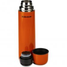 Термос подходит для напитков и настоек травяных отваров. Внутренняя колба и корпус выполнены из высококачественной нержавеющей стали. Корпус покрыт защитным цветным лаком, что создает дополнительную защиту рук при использовании на морозе. Термос сохраняет напиток горячим до 10 часов, а холодным - до 16 часов. Вакуумная теплоизоляция между колбой и корпусом обеспечивает наилучшее сохранение тепла. Герметичная крышка снабжена теплоизоляционным материалом. Пробка со сливным клапаном позволяет наливать содержимое термоса, не откручивая ее. Таким образом, тепло сохраняется дольше. Изделие легкое и прочное, малый вес позволяет брать его с собой на работу и учебу, в поездки и походы. Термос выполнен из прочных экологически чистых материалов, что обеспечивает долгое служение и обезопасит вас от попадания токсинов и вредных веществ в напитки. Удобство и аккуратность использования обуславливается наличием узкого горла термоса, что позволит вам аккуратно налить чай в кружку. Термос подходит для напитков и настоек травяных отваров. Внутренняя колба и корпус выполнены из высококачественной нержавеющей стали. Корпус покрыт защитным цветным лаком, что создает дополнительную защиту рук при использовании на морозе. Термос сохраняет напиток горячим до 10 часов, а холодным - до 16 часов. Вакуумная теплоизоляция между колбой и корпусом обеспечивает наилучшее сохранение тепла. Герметичная крышка снабжена теплоизоляционным материалом. Пробка со сливным клапаном позволяет наливать содержимое термоса, не откручивая ее. Таким образом, тепло сохраняется дольше. Изделие легкое и прочное, малый вес позволяет брать его с собой на работу и учебу, в поездки и походы. Термос выполнен из прочных экологически чистых материалов, что обеспечивает долгое служение и обезопасит вас от попадания токсинов и вредных веществ в напитки. Удобство и аккуратность использования обуславливается наличием узкого горла термоса, что позволит вам аккуратно налить чай в кружку.