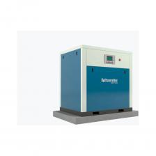 Компрессор винтовой Spitzenreiter серия S-DFСпециализированное оборудование, предназначенное для сжатия воздуха и подачи его потребителям. Оборудование серии S-DF – отличное решение для предприятий, стремящихся к снижению затрат на электроэнергию без потери производительности.Компрессоры серии S одноступенчатые винтовые с впрыском масла в камеру сжатия, воздушным охлаждением и с электроприводом. Компрессорный агрегат с электродвигателем установлен на виброопорах и закрыт звукопоглощающим кожухом. Все необходимое электрооборудование и пневматика смонтирована в корпусе, для работы компрессора достаточно подключения к электро- и пневмосети. Для удобства управления комплектуется цветным сенсорным контроллером.Технические характеристикиНепосредственный привод, который минимизирует потери КПДМеньшие габариты двигателя и винтового блока при сохранении производительностиКомпактный корпус и лаконичный дизайнНаличие частотного преобразователяТрехступенчатая система сепарации масла происходит в три шага: циклонная сепарация, гравитационное отделение, фильтрация. Масляный бак расположен вертикально, что позволяет получить правильный угол наклона для входа воздуха. Сам корпус устройства выполнен в соответствии с принципами шумоподавления. Выброс горячего воздуха происходит наверх. Благодаря этому снижаются риски подмешивания горячих паров на всасывании воздуха. Удобное расположение узлов и комплектующих позволяет легко производить обслуживание и ремонт установки Компрессор винтовой Spitzenreiter серия S-DFСпециализированное оборудование, предназначенное для сжатия воздуха и подачи его потребителям. Оборудование серии S-DF – отличное решение для предприятий, стремящихся к снижению затрат на электроэнергию без потери производительности.Компрессоры серии S одноступенчатые винтовые с впрыском масла в камеру сжатия, воздушным охлаждением и с электроприводом. Компрессорный агрегат с электродвигателем установлен на виброопорах и закрыт звукопоглощающим кожухом. Все необходимое электрооборудование и пневматика смонтирована в корпусе, для работы компрессора достаточно подключения к электро- и пневмосети. Для удобства управления комплектуется цветным сенсорным контроллером.Технические характеристикиНепосредственный привод, который минимизирует потери КПДМеньшие габариты двигателя и винтового блока при сохранении производительностиКомпактный корпус и лаконичный дизайнНаличие частотного преобразователяТрехступенчатая система сепарации масла происходит в три шага: циклонная сепарация, гравитационное отделение, фильтрация. Масляный бак расположен вертикально, что позволяет получить правильный угол наклона для входа воздуха. Сам корпус устройства выполнен в соответствии с принципами шумоподавления. Выброс горячего воздуха происходит наверх. Благодаря этому снижаются риски подмешивания горячих паров на всасывании воздуха. Удобное расположение узлов и комплектующих позволяет легко производить обслуживание и ремонт установки