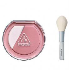 Набор средств для лица 3CE Набор: Румяна и хайлайтер Blushlighter + Кисть для румян Blush Brush Набор средств для лица 3CE Набор: Румяна и хайлайтер Blushlighter + Кисть для румян Blush Brush