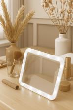 Зеркало Luazon KZ-01, подсветка, настольное, 14 диодов, 4хАА (не в комплекте), белое Зеркало Luazon KZ-01, подсветка, настольное, 14 диодов, 4хАА (не в комплекте), белое