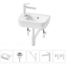 КЕРАМИЧЕСКАЯ РАКОВИНА. Конструкция чаши умывальника и расположение смесителя позволяют максимально избежать брызг воды при использовании изделия. Сливное отверстие раковины и точно выверенный угол уклона, обеспечивают слив до 30 литров воды в минуту, что позволяет использовать умывальник без ограничений мощности потока и опасения перелива воды. Антибактериальное грязеотталкивающее покрытие керамики Lavinia Boho препятствует образованию налета и размножению патогенных бактерий. ДОННЫЙ КЛАПАН. Донный клапан из высококачественной латуни отличается прочностью, устойчив к коррозии и повреждениям. Заглушка клапана служит барьером от попадания мелких предметов в сливное отверстие раковины, а удобная разборная конструкция позволяет прочищать механизм от возможных загрязнений за считанные минуты. СИФОН. Латунный сифон обладает высокой устойчивостью к перепадам температур и не подвержен коррозии. Регулировка длины патрубка способствует беспроблемной установке при нестандартном расположении коммуникаций. СМЕСИТЕЛЬ. Латунный корпус смесителя выдерживает перепады давления и противостоит гидроударам. Регулируемый аэратор позволяет скорректировать направление потока воды и уменьшает разбрызгивание. Прочные гибкие шланги и качественная опрессовка обеспечивают герметичность соединений. УГЛОВЫЕ ВЕНТИЛИ (2 ШТ). Вентили из латуни не подвержены износу и устойчивы к температурным нагрузкам. Запуск и перекрытие воды осуществляются всего лишь в четверть оборота. УПАКОВКА. Все компоненты набора тщательно упакованы в заводскую тару с надежной фиксацией от случайного смещения и повреждения продукции в процессе транспортировки. КЕРАМИЧЕСКАЯ РАКОВИНА. Конструкция чаши умывальника и расположение смесителя позволяют максимально избежать брызг воды при использовании изделия. Сливное отверстие раковины и точно выверенный угол уклона, обеспечивают слив до 30 литров воды в минуту, что позволяет использовать умывальник без ограничений мощности потока и опасения перелива воды. Антибактериальное грязеотталкивающее покрытие керамики Lavinia Boho препятствует образованию налета и размножению патогенных бактерий. ДОННЫЙ КЛАПАН. Донный клапан из высококачественной латуни отличается прочностью, устойчив к коррозии и повреждениям. Заглушка клапана служит барьером от попадания мелких предметов в сливное отверстие раковины, а удобная разборная конструкция позволяет прочищать механизм от возможных загрязнений за считанные минуты. СИФОН. Латунный сифон обладает высокой устойчивостью к перепадам температур и не подвержен коррозии. Регулировка длины патрубка способствует беспроблемной установке при нестандартном расположении коммуникаций. СМЕСИТЕЛЬ. Латунный корпус смесителя выдерживает перепады давления и противостоит гидроударам. Регулируемый аэратор позволяет скорректировать направление потока воды и уменьшает разбрызгивание. Прочные гибкие шланги и качественная опрессовка обеспечивают герметичность соединений. УГЛОВЫЕ ВЕНТИЛИ (2 ШТ). Вентили из латуни не подвержены износу и устойчивы к температурным нагрузкам. Запуск и перекрытие воды осуществляются всего лишь в четверть оборота. УПАКОВКА. Все компоненты набора тщательно упакованы в заводскую тару с надежной фиксацией от случайного смещения и повреждения продукции в процессе транспортировки.