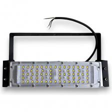 Светодиодный промышленный светильник KRASO (40Вт, IP67, 5000К, 6400Лм) на лире PR(V)-40 подойдет для освещения большого помещения, а также аллеи, стадиона, парка и т.п. Легкий, но прочный корпус выполнен из алюминия, он не деформируется от воздействия внешних условий, что делает прибор из него долговечным. Встроенные светодиоды не нагреваются, безопасны для работы и просты для замены. Светодиодный промышленный светильник KRASO (40Вт, IP67, 5000К, 6400Лм) на лире PR(V)-40 подойдет для освещения большого помещения, а также аллеи, стадиона, парка и т.п. Легкий, но прочный корпус выполнен из алюминия, он не деформируется от воздействия внешних условий, что делает прибор из него долговечным. Встроенные светодиоды не нагреваются, безопасны для работы и просты для замены.