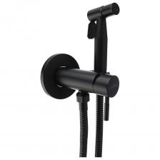 Смеситель с гигиеническим душем СоюзКран черного цвета из нержавеющей стали - стильный вариант для современной ванной комнаты. Гигиенический душ занимает совсем немного места, но выполняет ряд важнейших функций: поддержание личной гигиены, простой уход за маленькими детьми, создание максимально комфортных условий для мытья пожилых и маломобильных людей, наведение порядка в ванной комнате или санузле, поддержание чистоплотности домашних питомцев. Также с помощью лейки мытье унитаза или раковины проходит легко и быстро. Керамический картридж 35 мм позволит забыть о прокладках, которые приходится часто менять. Работа данного механизма осуществляется плавно и бесшумно, что является большим преимуществом по сравнению с шаровыми моделями. Смеситель с гигиеническим душем СоюзКран черного цвета из нержавеющей стали - стильный вариант для современной ванной комнаты. Гигиенический душ занимает совсем немного места, но выполняет ряд важнейших функций: поддержание личной гигиены, простой уход за маленькими детьми, создание максимально комфортных условий для мытья пожилых и маломобильных людей, наведение порядка в ванной комнате или санузле, поддержание чистоплотности домашних питомцев. Также с помощью лейки мытье унитаза или раковины проходит легко и быстро. Керамический картридж 35 мм позволит забыть о прокладках, которые приходится часто менять. Работа данного механизма осуществляется плавно и бесшумно, что является большим преимуществом по сравнению с шаровыми моделями.