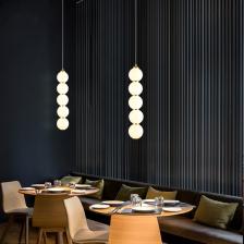 Подвесная светодиодная лампа ZYZAO белая стеклянная с золотым покрытием Подвесная светодиодная лампа ZYZAO белая стеклянная с золотым покрытием