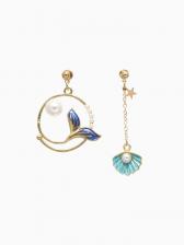 Серьги с эмалью «Ночь» хвост с ракушкой, цвет сине-белый в золоте Серьги с эмалью «Ночь» хвост с ракушкой, цвет сине-белый в золоте