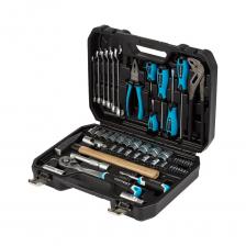 Набор инструментов TOPFORT 55 предметов, оснащен прочными и надежными изделиями, которые подойдут для обслуживания автомобиля, для ремонта дома и на даче. Инструменты выполнены из хромованадиевой стали, отличающейся высокой прочностью, прослужат долгие годы. Комплект изделий упакован в пластиковый кейс с металлическими замками-защелками и индивидуальными отделениями, удобен при транспортировке. Рабочие части инструментов изготовлены из хромованадиевой стали отличающейся высокой прочностью, которая обеспечивает долговечность и надежность применения, устойчивы к деформациям при нагрузках Биты изготовлены из высокопрочной углеродистой стали CS55 Эргономические рукоятки с резиновыми накладками обеспечивают комфортную работу, надежное удержание и устойчивы к воздействию масла и бензина Удобный кейс с металлическими застежками Набор инструментов TOPFORT 55 предметов, оснащен прочными и надежными изделиями, которые подойдут для обслуживания автомобиля, для ремонта дома и на даче. Инструменты выполнены из хромованадиевой стали, отличающейся высокой прочностью, прослужат долгие годы. Комплект изделий упакован в пластиковый кейс с металлическими замками-защелками и индивидуальными отделениями, удобен при транспортировке. Рабочие части инструментов изготовлены из хромованадиевой стали отличающейся высокой прочностью, которая обеспечивает долговечность и надежность применения, устойчивы к деформациям при нагрузках Биты изготовлены из высокопрочной углеродистой стали CS55 Эргономические рукоятки с резиновыми накладками обеспечивают комфортную работу, надежное удержание и устойчивы к воздействию масла и бензина Удобный кейс с металлическими застежками