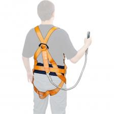 Страховочная привязь СПР-04 с наплечными и набедренными лямками- компонент страховочной системы для охвата тела человека с целью удержания и предотвращения падения с высоты. Высокий прошитый кушак обеспечивает максимальное удобство при длительном выполнении работ. Имеет четыре элемента крепления: два D-образных элемента крепления расположены по бокам привязи, одно на спине- точка «А» и анкерная петля на груди – точка «А/2»Наличие регулируемых застёгивающих пряжек на наплечных и набедренных лямок позволяет за минимально короткое время подогнать привязь по размеру. Наличие вспомогательной ленты с застёжкой на груди позволяют быстро отстегнуть и пристегнуть привязь. Привязь оснащена интегрированным канатным стропом с амортизатором аВ длиной 2м с карабином КР-05 (зев 25 мм). Величина обхвата талии, обеспечивающая ремнём: M -940-1240 мм. Статическая нагрузка не менее 15кН. Соответствует ТР ТС 019/2011, ГОСТ Р ЕН358-2008, ГОСТ Р ЕН 361-2008, ТУ 32. 99. 11-012-64973906-2018.. Страховочная привязь СПР-04 с наплечными и набедренными лямками- компонент страховочной системы для охвата тела человека с целью удержания и предотвращения падения с высоты. Высокий прошитый кушак обеспечивает максимальное удобство при длительном выполнении работ. Имеет четыре элемента крепления: два D-образных элемента крепления расположены по бокам привязи, одно на спине- точка «А» и анкерная петля на груди – точка «А/2»Наличие регулируемых застёгивающих пряжек на наплечных и набедренных лямок позволяет за минимально короткое время подогнать привязь по размеру. Наличие вспомогательной ленты с застёжкой на груди позволяют быстро отстегнуть и пристегнуть привязь. Привязь оснащена интегрированным канатным стропом с амортизатором аВ длиной 2м с карабином КР-05 (зев 25 мм). Величина обхвата талии, обеспечивающая ремнём: M -940-1240 мм. Статическая нагрузка не менее 15кН. Соответствует ТР ТС 019/2011, ГОСТ Р ЕН358-2008, ГОСТ Р ЕН 361-2008, ТУ 32. 99. 11-012-64973906-2018..