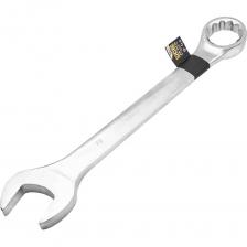 Ключ комбинированный рожково-накидной 70 мм от бренда JCB предназначен для монтажа и демонтажа, а также для закручивания или раскручивания гаек, болтов и прочих крепежных изделий. Две рабочие стороны с накидным и рожковым профилем подходят для работы в самых труднодоступных местах. Рожковая сторона ключа предназначена для работ с крепежом, доступ к которому есть лишь с одной стороны, а накидная часть для проведения работ с высоко нагруженными резьбовыми соединениями. Накидная часть имеет 12 граней. Ключ изготовлен из высококачественной хромованадиевой стали, которая отличается устойчивостью к механическим нагрузкам. Монолитная конструкция не гнется при эксплуатации. Используется для ремонта легковых и грузовых автомобилей мототехники, квадроциклов, снегоходов, гидроциклов, спецтехники, садовой техники и прочих слесарно-монтажных работ с болтовым и гаечным крепежом. Вес ключа 6.123 кг Ключ комбинированный рожково-накидной 70 мм от бренда JCB предназначен для монтажа и демонтажа, а также для закручивания или раскручивания гаек, болтов и прочих крепежных изделий. Две рабочие стороны с накидным и рожковым профилем подходят для работы в самых труднодоступных местах. Рожковая сторона ключа предназначена для работ с крепежом, доступ к которому есть лишь с одной стороны, а накидная часть для проведения работ с высоко нагруженными резьбовыми соединениями. Накидная часть имеет 12 граней. Ключ изготовлен из высококачественной хромованадиевой стали, которая отличается устойчивостью к механическим нагрузкам. Монолитная конструкция не гнется при эксплуатации. Используется для ремонта легковых и грузовых автомобилей мототехники, квадроциклов, снегоходов, гидроциклов, спецтехники, садовой техники и прочих слесарно-монтажных работ с болтовым и гаечным крепежом. Вес ключа 6.123 кг