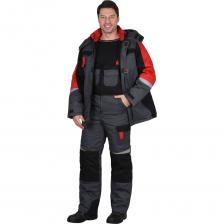 Удлиненная куртка с притачной утеплённой подкладкой, с застёжкой на молнию закрытой ветрозащитным клапаном на липучку, воротник «стойка». Кокетки переда, спинки двухслойные и простеганы. Нагрудные накладные многофункциональные карманы с фигурными клапанами на липучку. Нижние внутренние карманы с застежкой на молнию под листочкой. Спинка понизу фигурная удлиненная, по боковым сторонам с хлястиками для регулировки прилегания. Рукава резные комбинированные с хлястиками на липучку. Капюшон пристегивается к воротнику на «молнию». На подкладке с левой стороны накладной карман. Полукомбинезон с притачной утеплённой подкладкой, с застёжкой на молнию. На грудке карманы с клапанами на липучку, по бокам внутренние карманы. На левом боковом шве накладной функциональный карман с клапаном на липучку. Задние половинки с накладным карманом и карманами для инструментов. По спинке резинка для лучшего прилегания. Полукомбинезон с бретелями, длина регулируется резинкой и застежкой-фастексом. По шаговым швам усилительные фигурные накладки. Комбинация цветов в костюме позволяет достичь удобства в эксплуатации: темный цвет – в сильно загрязняемых местах, яркий цвет - акцент дополнительной видимости на отдаленном расстоянии. Костюм с фигурной лентой СОП для обозначения сигнальной видимости. Ветрозащитная прокладка защищает от ветра. Удлиненная куртка с притачной утеплённой подкладкой, с застёжкой на молнию закрытой ветрозащитным клапаном на липучку, воротник «стойка». Кокетки переда, спинки двухслойные и простеганы. Нагрудные накладные многофункциональные карманы с фигурными клапанами на липучку. Нижние внутренние карманы с застежкой на молнию под листочкой. Спинка понизу фигурная удлиненная, по боковым сторонам с хлястиками для регулировки прилегания. Рукава резные комбинированные с хлястиками на липучку. Капюшон пристегивается к воротнику на «молнию». На подкладке с левой стороны накладной карман. Полукомбинезон с притачной утеплённой подкладкой, с застёжкой на молнию. На грудке карманы с клапанами на липучку, по бокам внутренние карманы. На левом боковом шве накладной функциональный карман с клапаном на липучку. Задние половинки с накладным карманом и карманами для инструментов. По спинке резинка для лучшего прилегания. Полукомбинезон с бретелями, длина регулируется резинкой и застежкой-фастексом. По шаговым швам усилительные фигурные накладки. Комбинация цветов в костюме позволяет достичь удобства в эксплуатации: темный цвет – в сильно загрязняемых местах, яркий цвет - акцент дополнительной видимости на отдаленном расстоянии. Костюм с фигурной лентой СОП для обозначения сигнальной видимости. Ветрозащитная прокладка защищает от ветра.