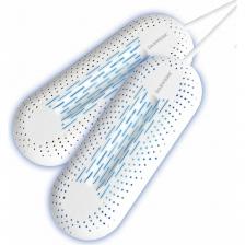 Сушилка для обуви DASWERK создана для бережного и безопасного ухода за обувью. Особая технология нагрева уничтожает неприятный запах и дезинфицирует обувь, а эргономичная форма позволяет просушить даже самые труднодоступные места. Сушилка для обуви DASWERK с подсветкой изготовлена из огнеупорного пластика, а нагревательный элемент надежно изолирован, что делает сушилку безопасной в использовании. Тепло быстро распределяется внутри обуви благодаря множеству мелких отверстий. Сушилка имитирует форму стопы, что позволяет просушить даже самые труднодоступные места. Оптимальная температура и плавный нагрев бережно сушат и дезинфицируют, не вызывая деформации обуви. Провод длиной 2 метра гарантирует удобство эксплуатации прибора. Сушилка для обуви DASWERK создана для бережного и безопасного ухода за обувью. Особая технология нагрева уничтожает неприятный запах и дезинфицирует обувь, а эргономичная форма позволяет просушить даже самые труднодоступные места. Сушилка для обуви DASWERK с подсветкой изготовлена из огнеупорного пластика, а нагревательный элемент надежно изолирован, что делает сушилку безопасной в использовании. Тепло быстро распределяется внутри обуви благодаря множеству мелких отверстий. Сушилка имитирует форму стопы, что позволяет просушить даже самые труднодоступные места. Оптимальная температура и плавный нагрев бережно сушат и дезинфицируют, не вызывая деформации обуви. Провод длиной 2 метра гарантирует удобство эксплуатации прибора.