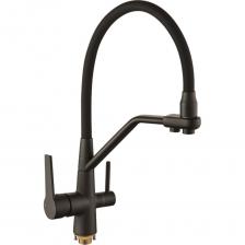 Смеситель для кухни черный матовый с гибким силиконовым изливом и выходом под фильтр. Окрашен полностью черным матовым цветом. Благодаря инновационному конструкторскому решению имеет 3 раздельных входа для воды один через фильтр для выхода холодной питьевой воды, и 2 других для выхода водопроводной (холодной и горячей) воды. Съемный гибкий излив позволяет не только промыть саму раковину, но и набрать воды, например, в кастрюлю, поставив ее рядом с раковиной, что, поверьте, весьма удобно. Кроме того, на нем есть кнопка остановки подачи воды. Рычаги управления: слева -для питьевой воды, справа - для водопроводной. Смеситель для кухни ALOUTE имеет корпус из инновационного сплава - экологического алюминия. Его преимущества в приятной цене, но лучшем качестве. Особенностью модели данного типа являются долговечность и надежность. Установка представленной модели производится на гайку длиной 50 мм. Аэратор в смесителе поможет обеспечить равномерный поток воды, а также ее смягчение. Специальная сетка в устройстве отфильтровывает разнообразные примеси. Смеситель выполнен в новом современном оформлении, оригинальная модель в ярко выраженном дизайнерском исполнении. Смеситель для кухни черный матовый с гибким силиконовым изливом и выходом под фильтр. Окрашен полностью черным матовым цветом. Благодаря инновационному конструкторскому решению имеет 3 раздельных входа для воды один через фильтр для выхода холодной питьевой воды, и 2 других для выхода водопроводной (холодной и горячей) воды. Съемный гибкий излив позволяет не только промыть саму раковину, но и набрать воды, например, в кастрюлю, поставив ее рядом с раковиной, что, поверьте, весьма удобно. Кроме того, на нем есть кнопка остановки подачи воды. Рычаги управления: слева -для питьевой воды, справа - для водопроводной. Смеситель для кухни ALOUTE имеет корпус из инновационного сплава - экологического алюминия. Его преимущества в приятной цене, но лучшем качестве. Особенностью модели данного типа являются долговечность и надежность. Установка представленной модели производится на гайку длиной 50 мм. Аэратор в смесителе поможет обеспечить равномерный поток воды, а также ее смягчение. Специальная сетка в устройстве отфильтровывает разнообразные примеси. Смеситель выполнен в новом современном оформлении, оригинальная модель в ярко выраженном дизайнерском исполнении.