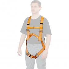 Страховочная привязь СПР-02 с наплечными и набедренными лямками- компонент страховочной системы для охвата тела человека с целью предотвращения падения с высоты. Привязь оснащена двумя элементами крепления: элементом крепления на спине - точка "А" и анкерной петлёй на груди- "А/2". Наличие регулируемых застёгивающих пряжек на наплечных и набедренных лямок позволяет за минимально короткое время подогнать привязь по размеру. Вспомогательной ленты с застёжкой на груди позволяют быстро отстегнуть и пристегнуть привязь. Строп подбирается исходя из специфики задач. Соответствует ТР ТС 019/2011, ГОСТ Р ЕН 361-2008, ТУ 32.99.11-012-64973906-2018. Вес страховочной привязи не более 2,0 кг. Статическая нагрузка не менее 15кН. Страховочная привязь СПР-02 с наплечными и набедренными лямками- компонент страховочной системы для охвата тела человека с целью предотвращения падения с высоты. Привязь оснащена двумя элементами крепления: элементом крепления на спине - точка "А" и анкерной петлёй на груди- "А/2". Наличие регулируемых застёгивающих пряжек на наплечных и набедренных лямок позволяет за минимально короткое время подогнать привязь по размеру. Вспомогательной ленты с застёжкой на груди позволяют быстро отстегнуть и пристегнуть привязь. Строп подбирается исходя из специфики задач. Соответствует ТР ТС 019/2011, ГОСТ Р ЕН 361-2008, ТУ 32.99.11-012-64973906-2018. Вес страховочной привязи не более 2,0 кг. Статическая нагрузка не менее 15кН.
