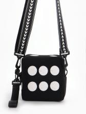 Сумка для девочки на молнии, регулируемый ремень, цвет черный Сумка для девочки на молнии, регулируемый ремень, цвет черный