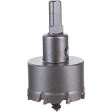 Коронка по металлу твердосплавная 35 мм стандарт HM/TCT DIDHM35 Diamond Industrial позволяет работать со многими видами материалов (тонколистовой металл, нержавеющая сталь, пластик, алюминий, чугун, дерево, пенобетон, газобетон, керамика), но в основном используется для сверления отверстий в черных и цветных металлах.Коронка представляет собой основу из углеродистой стали с трехгранным хвостовиком, который зажимается в патроне дрели и гарантирует надежность фиксации и отсутствие прокручивания.Режущая часть оснащена прочными твердосплавными (из сплава карбид-вольфрама) зубьями, позволяющими использовать коронку не только в бытовых, но и в профессиональных целях.Центрирующее сверло из быстрорежущей легированной стали - не позволяет коронке сдвигаться при работе. Также в конструкции предусмотрена пружина для выброса вырезанной части материала.Конструкция коронки монолитная, обладает высоким качеством реза.Шестигранный ключ идет в комплекте.Устанавливается изделие на дрели, шуруповерты, сверлильные станки, а также на перфораторы (при использовании переходного патрона, в безударном режиме). Коронка по металлу твердосплавная 35 мм стандарт HM/TCT DIDHM35 Diamond Industrial позволяет работать со многими видами материалов (тонколистовой металл, нержавеющая сталь, пластик, алюминий, чугун, дерево, пенобетон, газобетон, керамика), но в основном используется для сверления отверстий в черных и цветных металлах.Коронка представляет собой основу из углеродистой стали с трехгранным хвостовиком, который зажимается в патроне дрели и гарантирует надежность фиксации и отсутствие прокручивания.Режущая часть оснащена прочными твердосплавными (из сплава карбид-вольфрама) зубьями, позволяющими использовать коронку не только в бытовых, но и в профессиональных целях.Центрирующее сверло из быстрорежущей легированной стали - не позволяет коронке сдвигаться при работе. Также в конструкции предусмотрена пружина для выброса вырезанной части материала.Конструкция коронки монолитная, обладает высоким качеством реза.Шестигранный ключ идет в комплекте.Устанавливается изделие на дрели, шуруповерты, сверлильные станки, а также на перфораторы (при использовании переходного патрона, в безударном режиме).