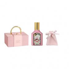Набор парфюмерии GUCCI Набор Flora Gorgeous Gardenia : Парфюмерная вода + Подарочная шкатулка + Мешочек Набор парфюмерии GUCCI Набор Flora Gorgeous Gardenia : Парфюмерная вода + Подарочная шкатулка + Мешочек