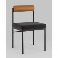 Оригинальный стул Балла характеризуется лаконичным дизайном и надежностью конструкции. Прекрасно дополнит интерьеры кухни или гостиной. Обивка мягкой спинки в форме валика выполнена из высококачественной экокожи, что делает модель не только красивой, но и практичной. Экокожа отличается прочностью и долговечностью, при этом легко чистится от пыли и грязи. Сиденье стула выполнено из качественной ткани букле. Этот материал обладает высокой износостойкостью, сохраняет свою форму даже при интенсивном использовании и приятен на ощупь. Подпятники на ножках препятствуют скольжению и помогут защитить напольное покрытие от царапин. Металлический каркас в черном цвете выдерживает значительную нагрузку до 150 кг. Оригинальный стул Балла характеризуется лаконичным дизайном и надежностью конструкции. Прекрасно дополнит интерьеры кухни или гостиной. Обивка мягкой спинки в форме валика выполнена из высококачественной экокожи, что делает модель не только красивой, но и практичной. Экокожа отличается прочностью и долговечностью, при этом легко чистится от пыли и грязи. Сиденье стула выполнено из качественной ткани букле. Этот материал обладает высокой износостойкостью, сохраняет свою форму даже при интенсивном использовании и приятен на ощупь. Подпятники на ножках препятствуют скольжению и помогут защитить напольное покрытие от царапин. Металлический каркас в черном цвете выдерживает значительную нагрузку до 150 кг.