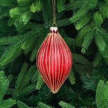 Игрушка ёлочная Yancheng Shiny шар стеклянный красный с золотистым орнаментом полосы 8х8х15 см Игрушка ёлочная Yancheng Shiny шар стеклянный красный с золотистым орнаментом полосы 8х8х15 см