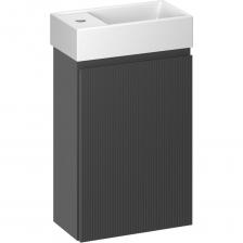 ОПТИМАЛЬНОЕ ИСПОЛЬЗОВАНИЕ НЕБОЛЬШОГО ПРОСТРАНСТВА Настенная тумба с право- или левосторонней раковиной является емким местом для хранения текстиля, моющих и гигиенических средств. Благодаря подвесной конструкции вокруг остается достаточно места, что облегчает уборку. Фурнитура Hettich с доводчиком обеспечивает плавное и бесшумное закрытие дверцы. УДОБНАЯ ЕЖЕДНЕВНАЯ ЭКСПЛУАТАЦИЯ Короткий размах дверцы позволяет не касаться пользователя или расположенных рядом предметов. Регулируемая полка и рациональное планирование пространства. Крепления выдерживают нагрузку до 100 кг. ВЛАГОСТОЙКАЯ МЕБЕЛЬ С ЛАМИНИРОВАННОЙ ПОВЕРХНОСТЬЮ Основа тумбы – импрегнированная плита МДФ, пропитанная спецсоставом для защиты от влаги, перепадов температур, плесени. Нанесение лака и покрытия TotalCover® предотвращает разбухание мебели. Распил, раскрой, кромление происходит на лазерном оборудовании, обеспечивает точность с отклонением не более +/- 0,1 мм. Мини-раковина с глянцевым покрытием, на бортике которой расположено стандартное отверстие под смеситель и остается место для гигиенических средств. ПРОСТОЙ И НАДЕЖНЫЙ ПОДВЕСНОЙ МОНТАЖ Тумба поставляется в собранном виде, соответствует требованиям ISO, техстандартам и санитарно-гигиеническим нормам. Усовершенствованная система демпфирования Silent System интегрирована в консоль петли Hettich и отрегулирована, обеспечивает плавное открытие и бесшумное закрытие дверцы, плотное ее прилегание к каркасу. ОПТИМАЛЬНОЕ ИСПОЛЬЗОВАНИЕ НЕБОЛЬШОГО ПРОСТРАНСТВА Настенная тумба с право- или левосторонней раковиной является емким местом для хранения текстиля, моющих и гигиенических средств. Благодаря подвесной конструкции вокруг остается достаточно места, что облегчает уборку. Фурнитура Hettich с доводчиком обеспечивает плавное и бесшумное закрытие дверцы. УДОБНАЯ ЕЖЕДНЕВНАЯ ЭКСПЛУАТАЦИЯ Короткий размах дверцы позволяет не касаться пользователя или расположенных рядом предметов. Регулируемая полка и рациональное планирование пространства. Крепления выдерживают нагрузку до 100 кг. ВЛАГОСТОЙКАЯ МЕБЕЛЬ С ЛАМИНИРОВАННОЙ ПОВЕРХНОСТЬЮ Основа тумбы – импрегнированная плита МДФ, пропитанная спецсоставом для защиты от влаги, перепадов температур, плесени. Нанесение лака и покрытия TotalCover® предотвращает разбухание мебели. Распил, раскрой, кромление происходит на лазерном оборудовании, обеспечивает точность с отклонением не более +/- 0,1 мм. Мини-раковина с глянцевым покрытием, на бортике которой расположено стандартное отверстие под смеситель и остается место для гигиенических средств. ПРОСТОЙ И НАДЕЖНЫЙ ПОДВЕСНОЙ МОНТАЖ Тумба поставляется в собранном виде, соответствует требованиям ISO, техстандартам и санитарно-гигиеническим нормам. Усовершенствованная система демпфирования Silent System интегрирована в консоль петли Hettich и отрегулирована, обеспечивает плавное открытие и бесшумное закрытие дверцы, плотное ее прилегание к каркасу.