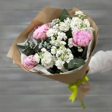 Букет живых цветов БУКЕТ МАРКЕТ ДАРИТЕ С УДОВОЛЬСТВИЕМ Букет из розовых пионов и белых маттиол Букет живых цветов БУКЕТ МАРКЕТ ДАРИТЕ С УДОВОЛЬСТВИЕМ Букет из розовых пионов и белых маттиол
